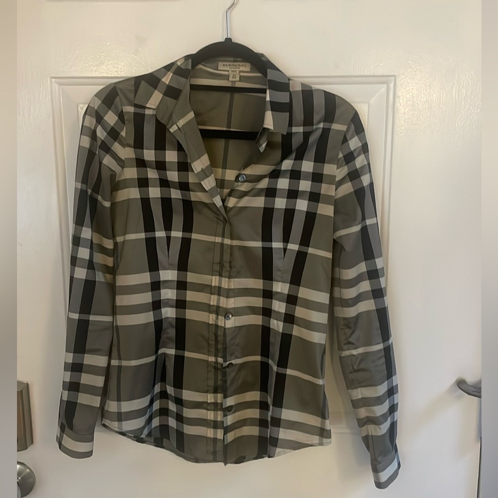 Authentic Burberry Women's Button-Down Shirt - Size USA 4, Iconic Check Print